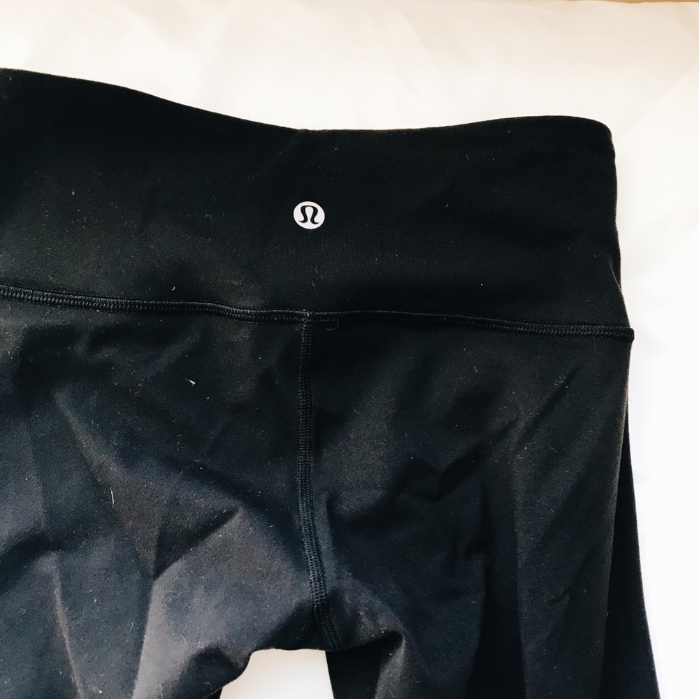 women’s size 2 black lululemon leggings